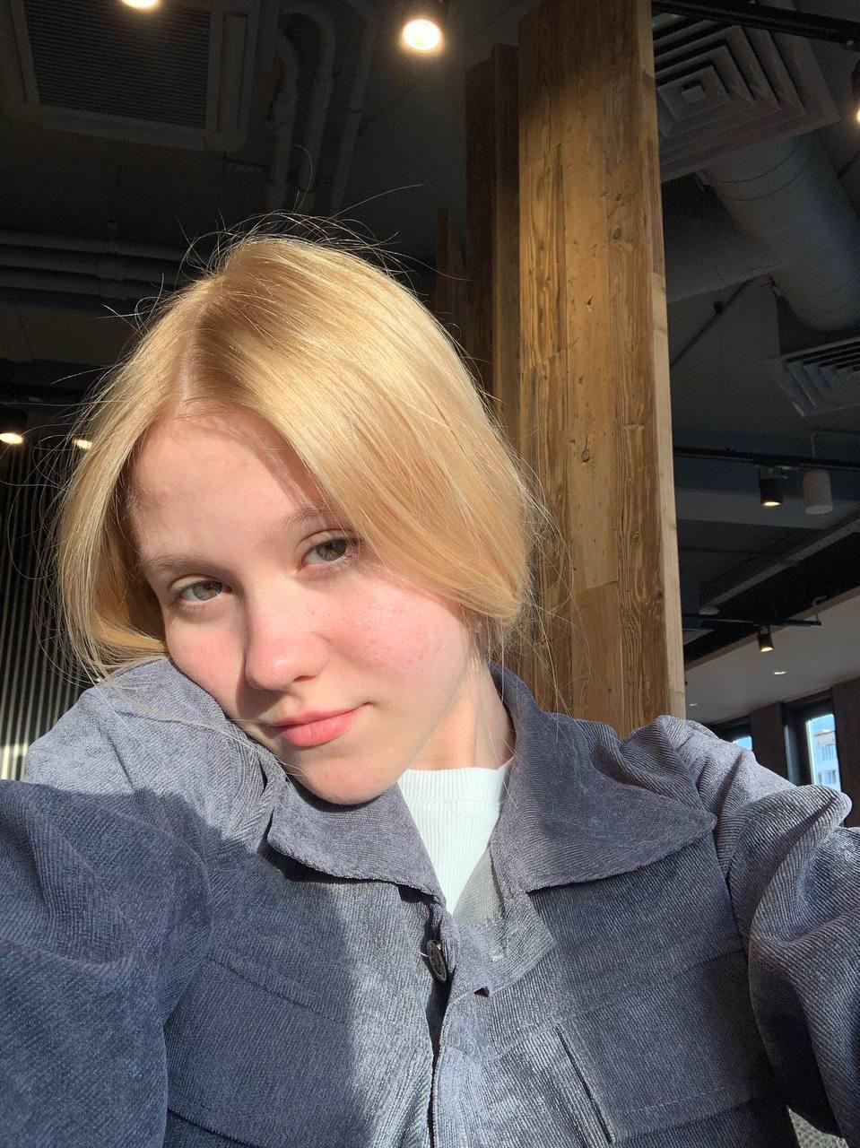 AraCresswell's Profile
