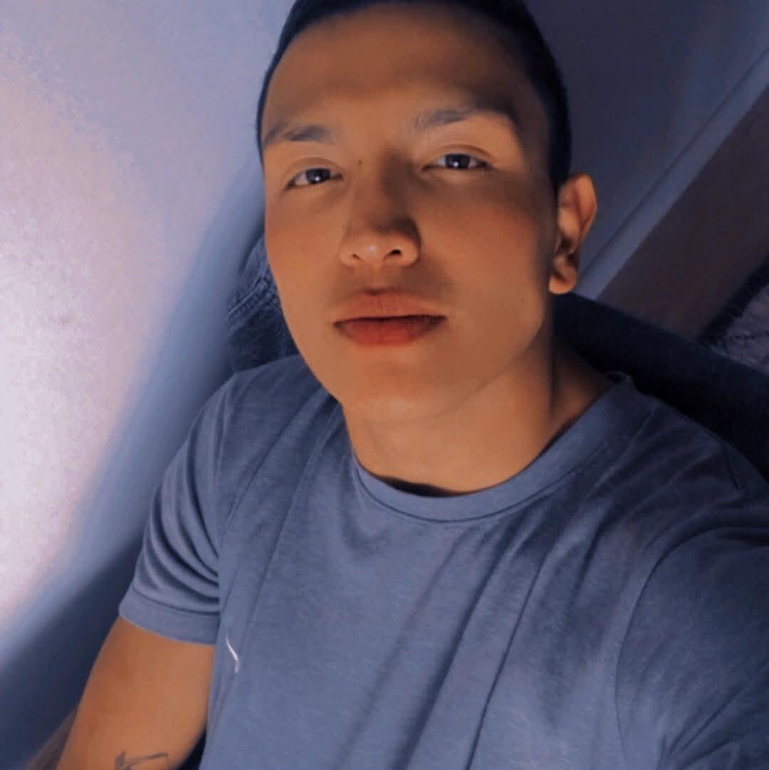Aronn18_'s Profile