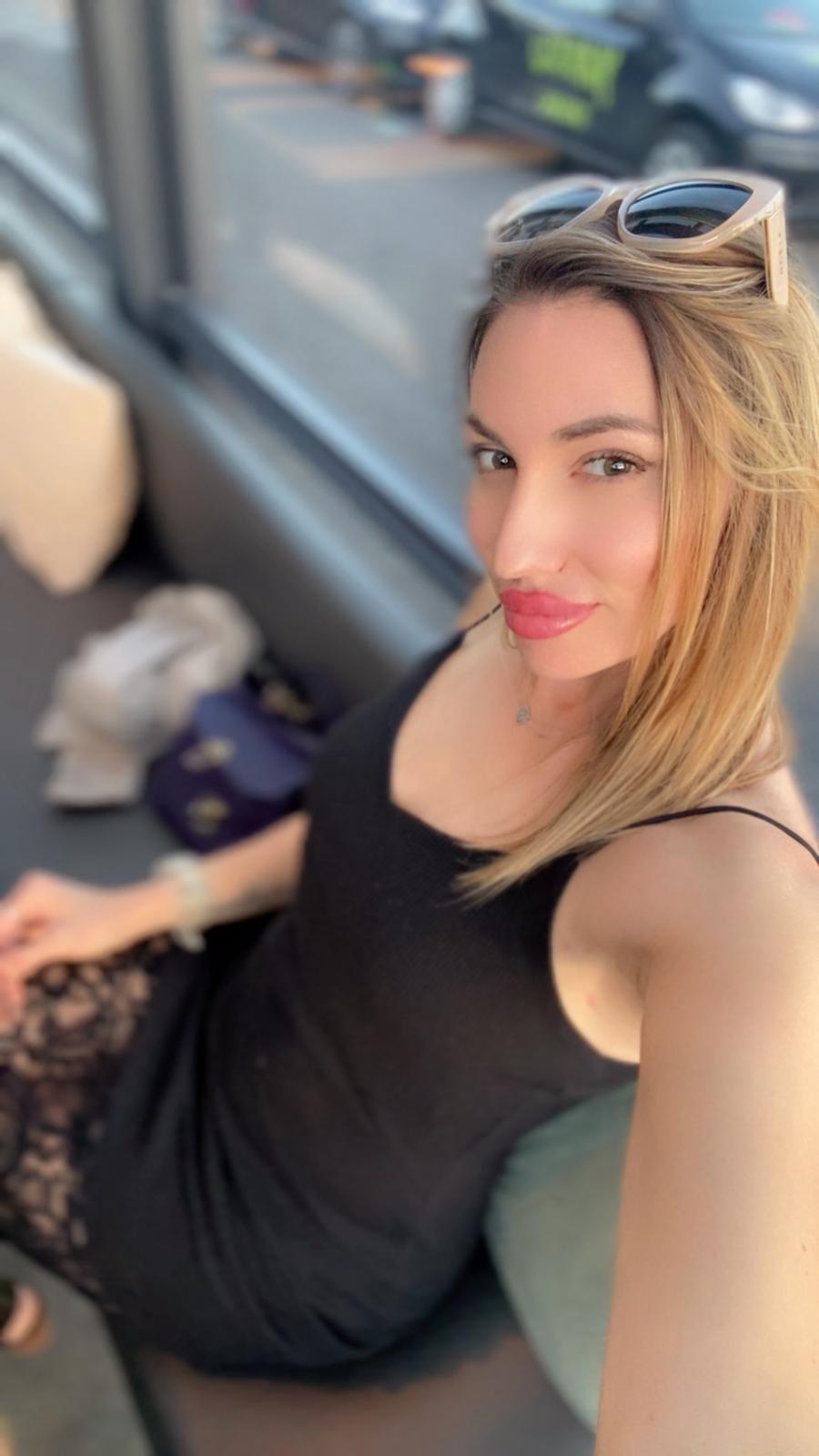 CelineBody's Profile