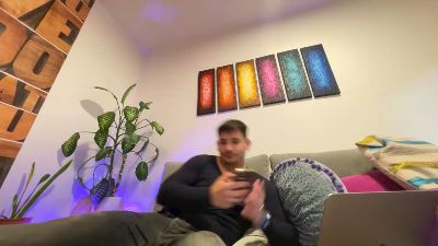 E1drian32_'s Profile