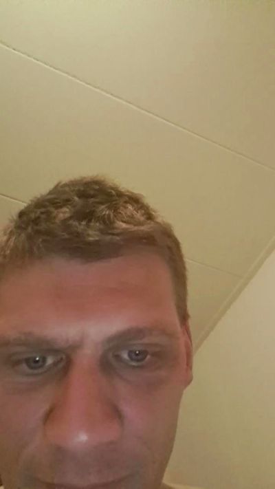 Hotsexyboy89's Profile
