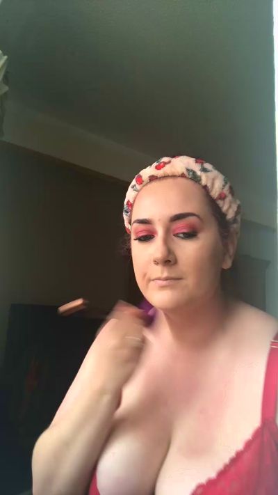 Meggieee98's Profile