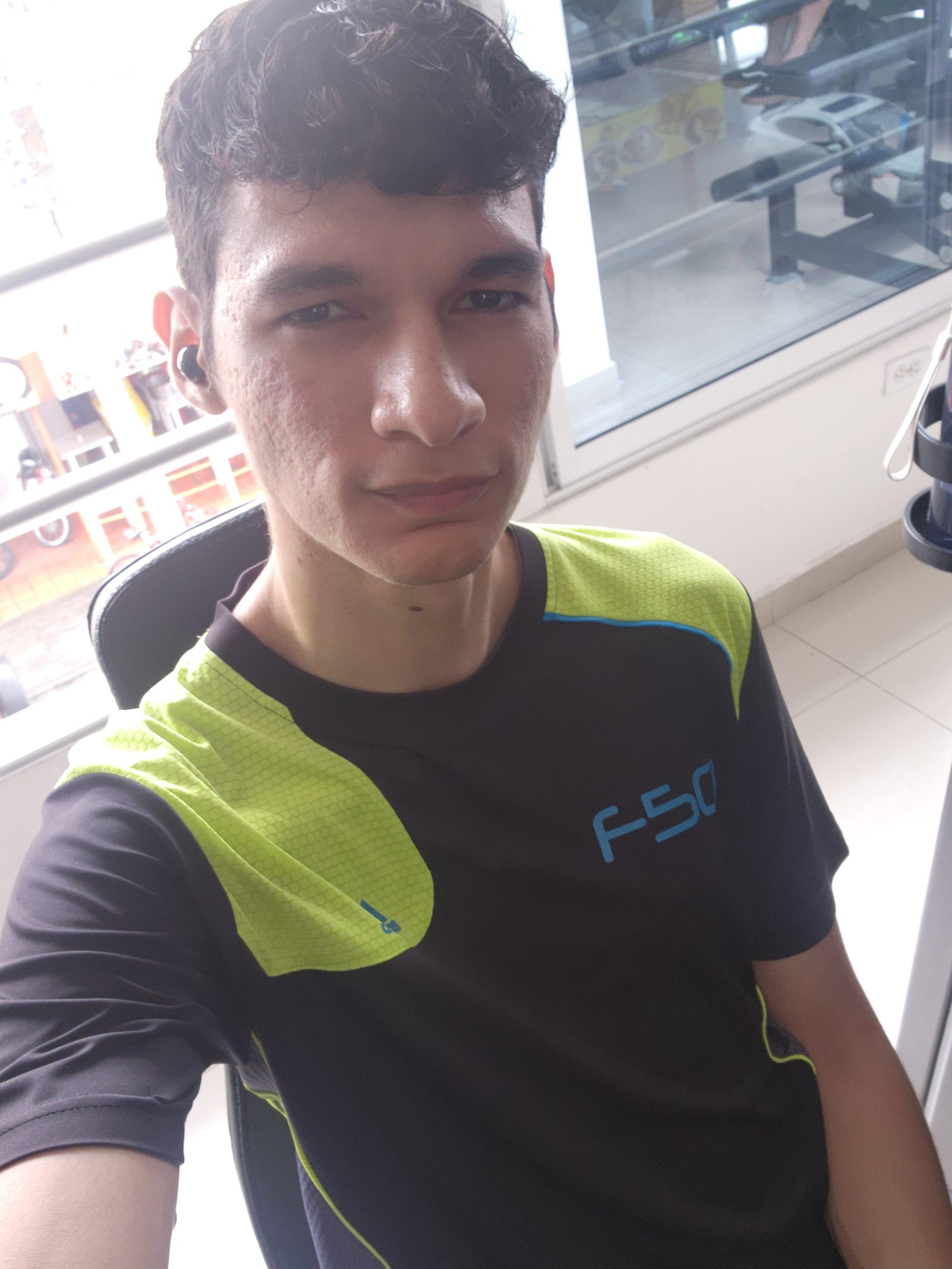 Paulhot18's Profile