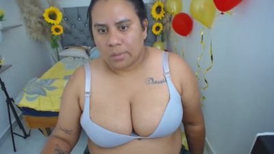 hotlesby4uxxx's Profile