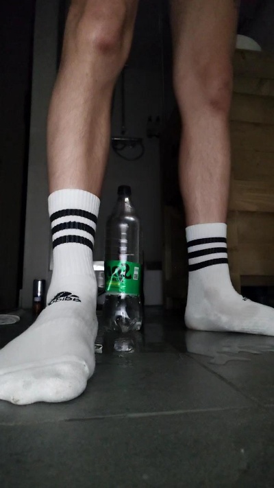 kinkyboi25's Profile