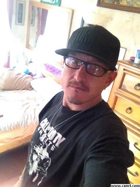 whiteboi4mnm's Profile